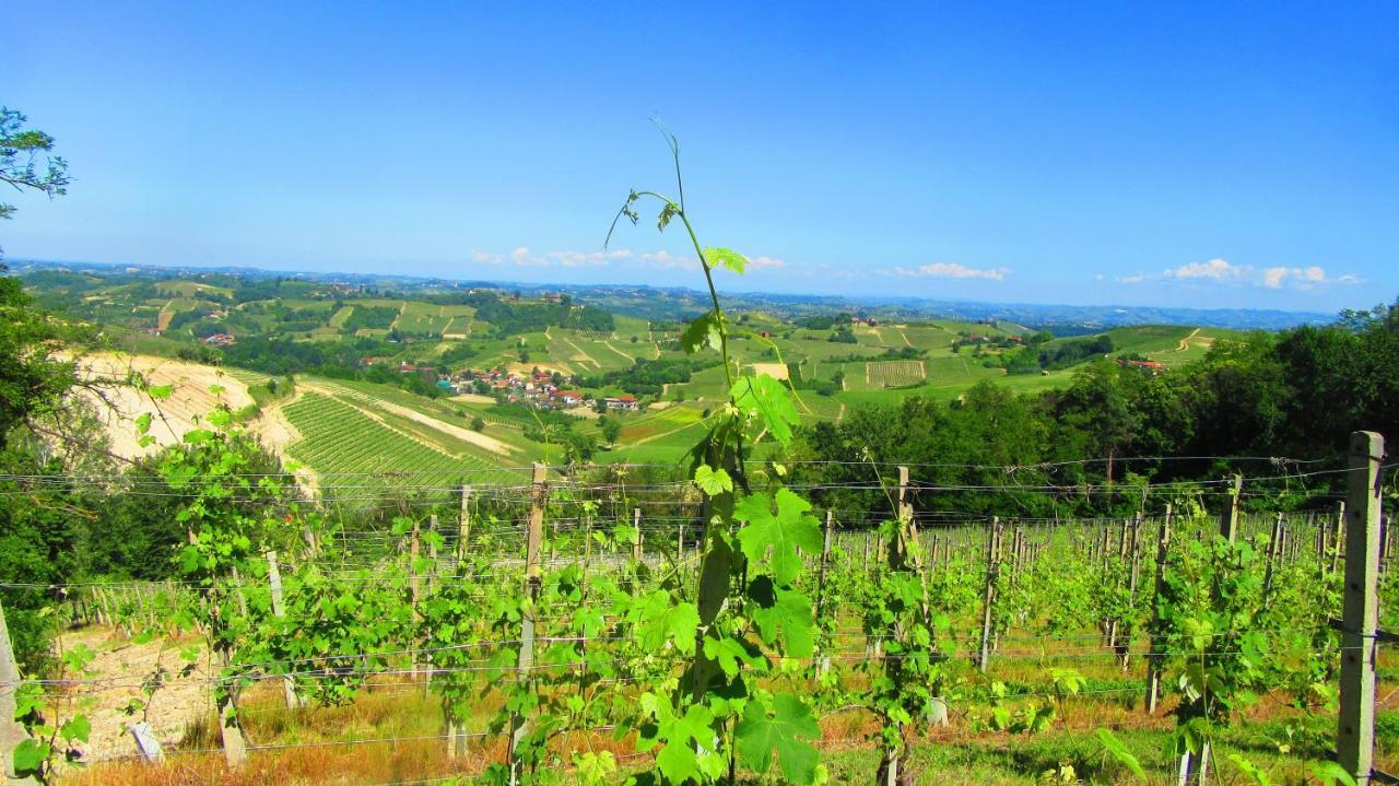 Villetta Sampaguita Govone Esterno foto